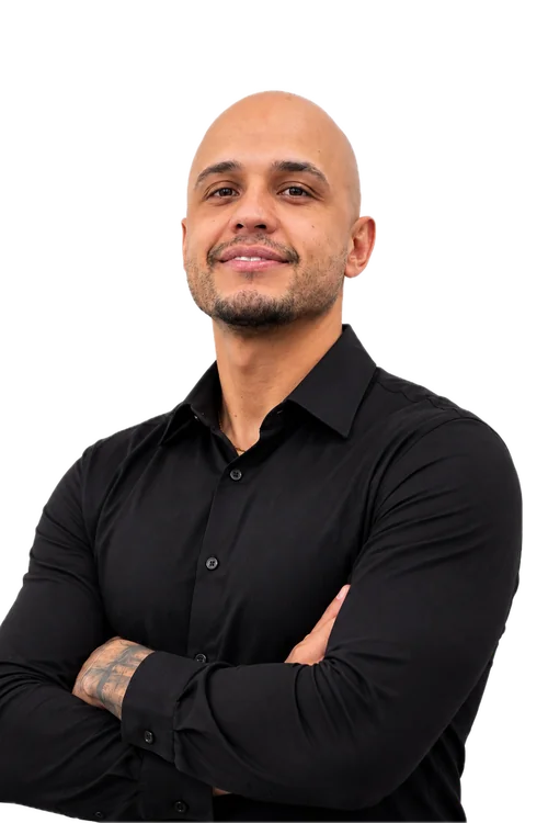 Léo, Project Manager at The Best Insulation Corp